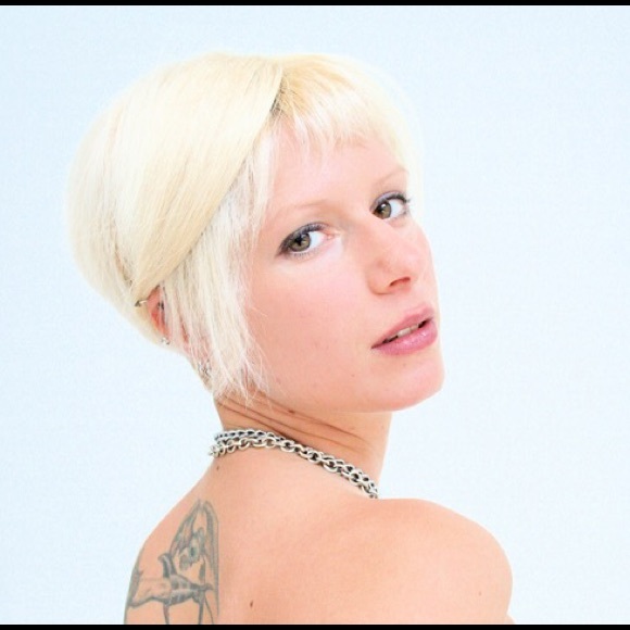 Meet your Posher, Syrah - Picture 3 of 3